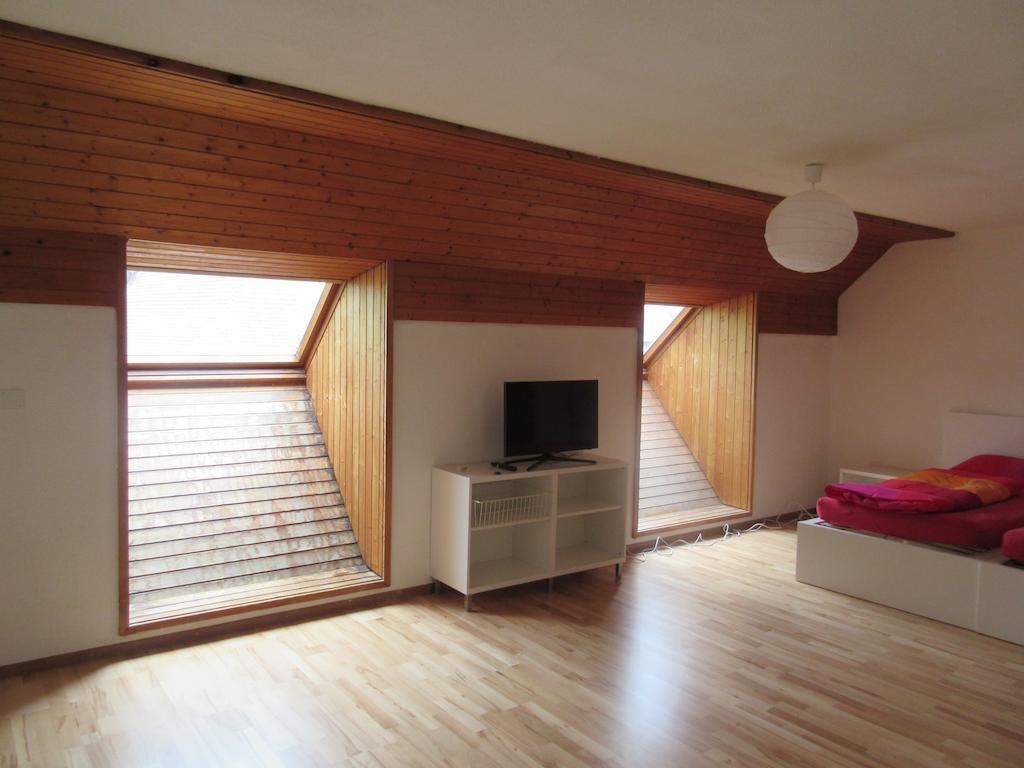 Good Bed Aarwangen 아파트 객실 사진