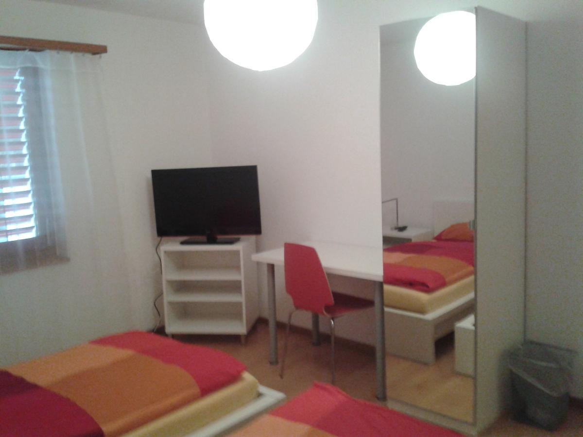 Good Bed Aarwangen 아파트 객실 사진